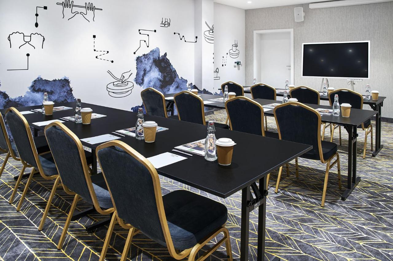 Ibis Styles Boleslawiec Болеславець Екстер'єр фото
